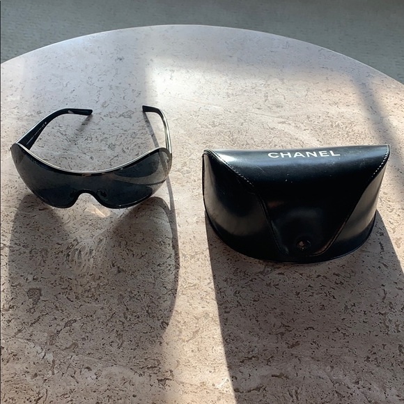 CHANEL Accessories - 100% Authentic Chanel sunglasses